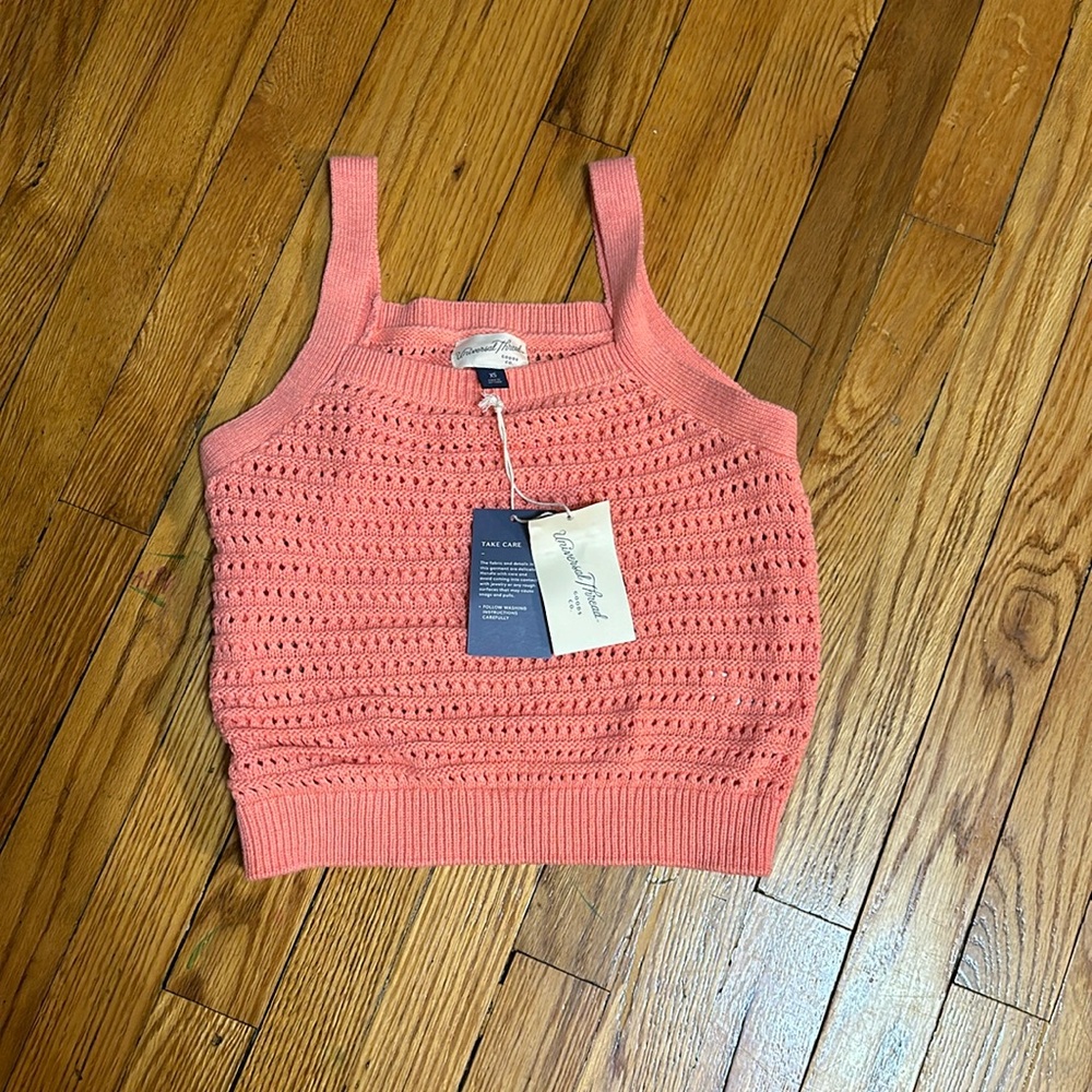 Women’s universal thread pink crochet tank crop top XS NWT!